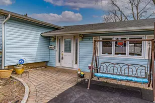 11 Lawrence Rd, Deer Park, NY 11729 - Photo 2