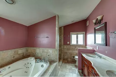 11 Lawrence Road, Deer Park, NY 11729 - Photo 10