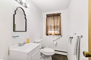 14 Cumberland St, West Babylon, NY 11704 - Photo 8