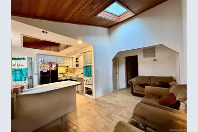 238 Wiley Street, Brentwood, NY 11717 - Photo 2