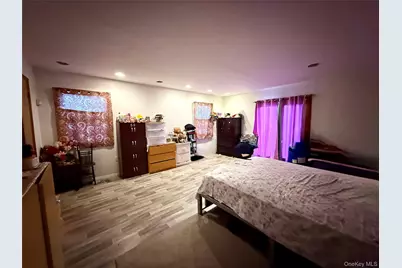 238 Wiley Street, Brentwood, NY 11717 - Photo 4