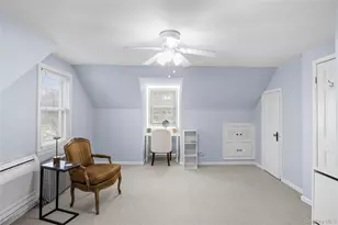 26 Bedell Pl, Amityville, NY 11701 - Photo 20