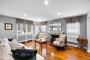 26 Bedell Pl, Amityville, NY 11701 - Photo 6