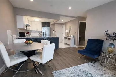 4515 82nd Street #W7A, Elmhurst, NY 11373 - Photo 2