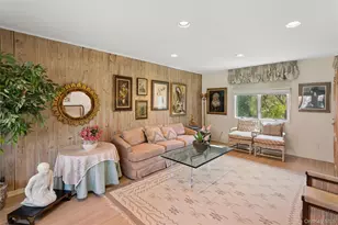 49 Saratoga Dr, Jericho, NY 11753 - Photo 2