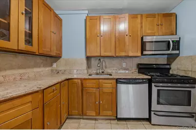 89-23 Vanderveer Street, Queens Village, NY 11427 - Photo 6