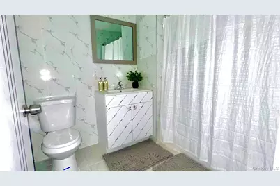 70-25 Queens Blvd #3L, Woodside, NY 11377 - Photo 2