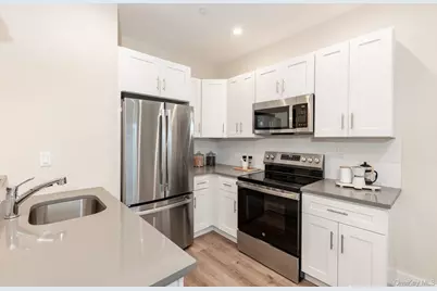 209 Romar Court, West Babylon, NY 11704 - Photo 10