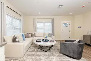 209 Romar Ct, West Babylon, NY 11704 - Photo 12