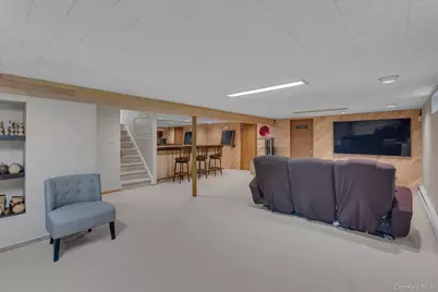 9 Lauren Avenue, Dix Hills, NY 11746 - Photo 18