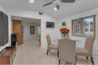 9 Lauren Avenue, Dix Hills, NY 11746 - Photo 10