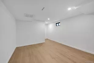 1568 Madison St, Elmont, NY 11003 - Photo 16