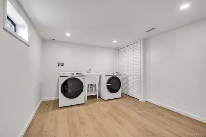 1568 Madison Street, Elmont, NY 11003 - Photo 18
