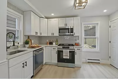 424 Thieriot Avenue, Bronx, NY 10473 - Photo 4