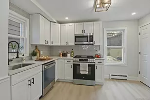 424 Thieriot Ave, Bronx, NY 10473 - Photo 4