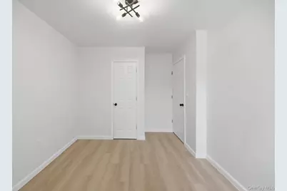 424 Thieriot Avenue, Bronx, NY 10473 - Photo 20