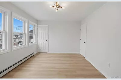 424 Thieriot Avenue, Bronx, NY 10473 - Photo 16