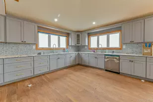 4563 Decatur Pl, Island Park, NY 11558 - Photo 22