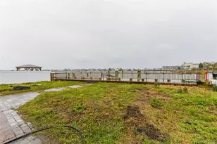 4563 Decatur Pl, Island Park, NY 11558 - Photo 8