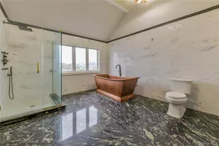 4563 Decatur Pl, Island Park, NY 11558 - Photo 30