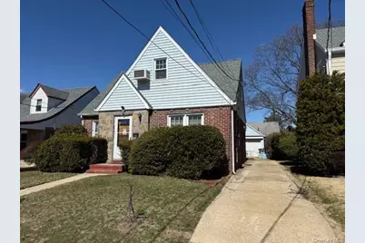 11 Purdy Court, Rockville Centre, NY 11570 - Photo 2