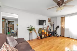 103 Oakley Ave, Elmont, NY 11003 - Photo 4