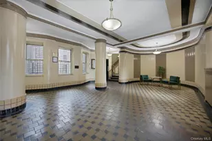 2166 Bronx Pk E, Bronx, NY 10462 - Photo 18