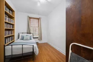 2166 Bronx Pk E, Bronx, NY 10462 - Photo 14