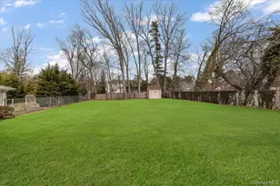 42 Meadowbrook Rd, Syosset, NY 11791 - Photo 36