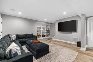 42 Meadowbrook Rd, Syosset, NY 11791 - Photo 28