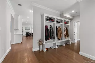 42 Meadowbrook Rd, Syosset, NY 11791 - Photo 14