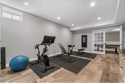 42 Meadowbrook Road, Syosset, NY 11791 - Photo 32