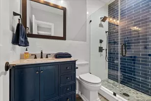 42 Meadowbrook Rd, Syosset, NY 11791 - Photo 26