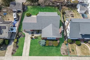 120-44 194th St, Saint Albans, NY 11412 - Photo 32