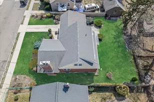 120-44 194th St, Saint Albans, NY 11412 - Photo 38