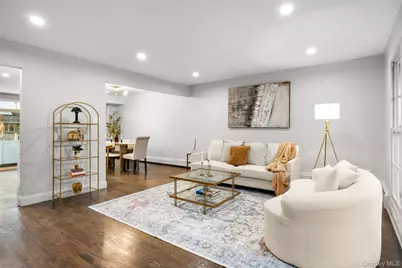 18 Clark Street, Huntington, NY 11743 - Photo 4