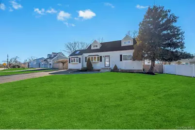 10 Continental Drive, Port Jefferson Station, NY 11776 - Photo 4