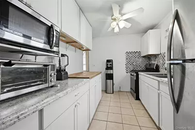 135 Cumberbach Street, Wyandanch, NY 11798 - Photo 16