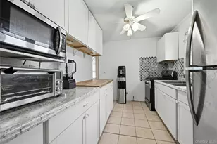 135 Cumberbach St, Wyandanch, NY 11798 - Photo 16