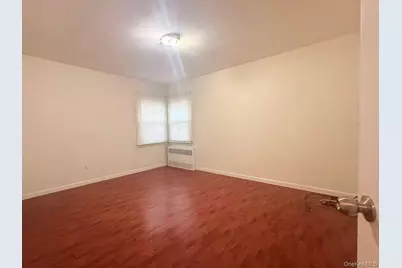 6124 228th Street, Oakland Gardens, NY 11364 - Photo 4