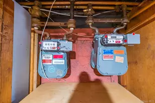 61-24 228th St, Oakland Gardens, NY 11364 - Photo 26