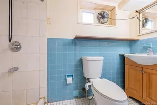 61-24 228th St, Oakland Gardens, NY 11364 - Photo 22