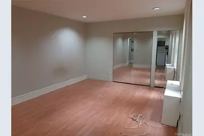 1 Hillside Avenue #1A, Great Neck, NY 11021 - Photo 8