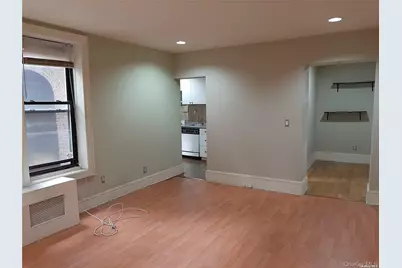 1 Hillside Avenue #1A, Great Neck, NY 11021 - Photo 12