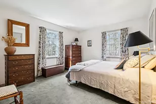 9 Cliff Rd, Port Jefferson, NY 11777 - Photo 28