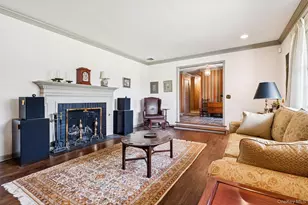 9 Cliff Rd, Port Jefferson, NY 11777 - Photo 14