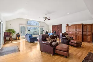 9 Cliff Rd, Port Jefferson, NY 11777 - Photo 24