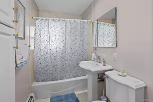 82 Barnyard Ln, Levittown, NY 11756 - Photo 10