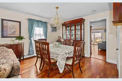 82 Barnyard Lane, Levittown, NY 11756 - Photo 6