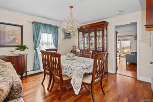 82 Barnyard Ln, Levittown, NY 11756 - Photo 6